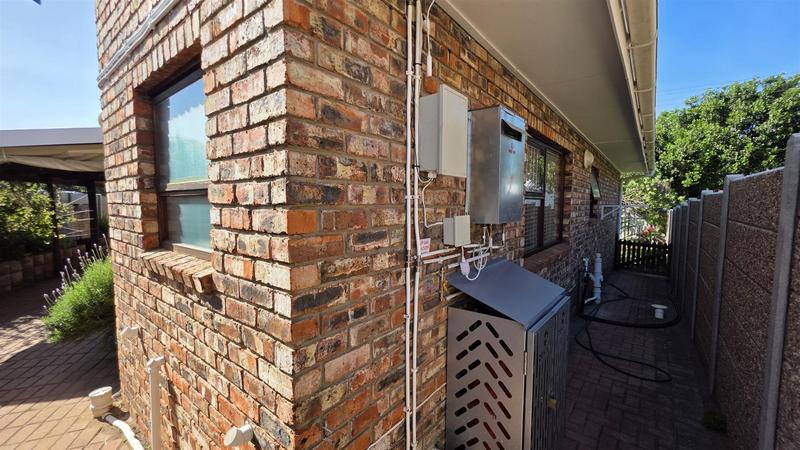 3 Bedroom Property for Sale in Tergniet Western Cape